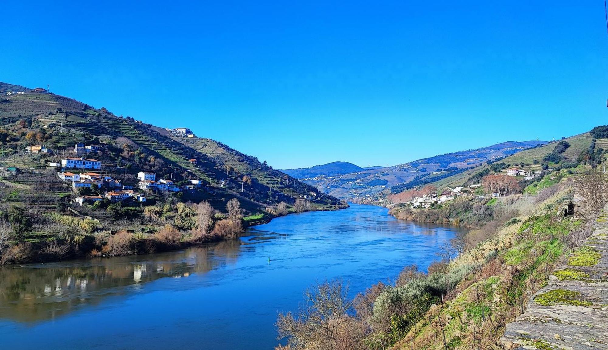 The River House ペーゾ・ダ・レーグア エクステリア 写真
